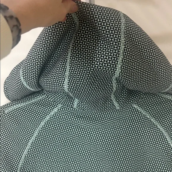 LULULEMON Scuba Hoodie Cotton Fleece Zip Jacket Mint Green Black Size 8 - Picture 15 of 16